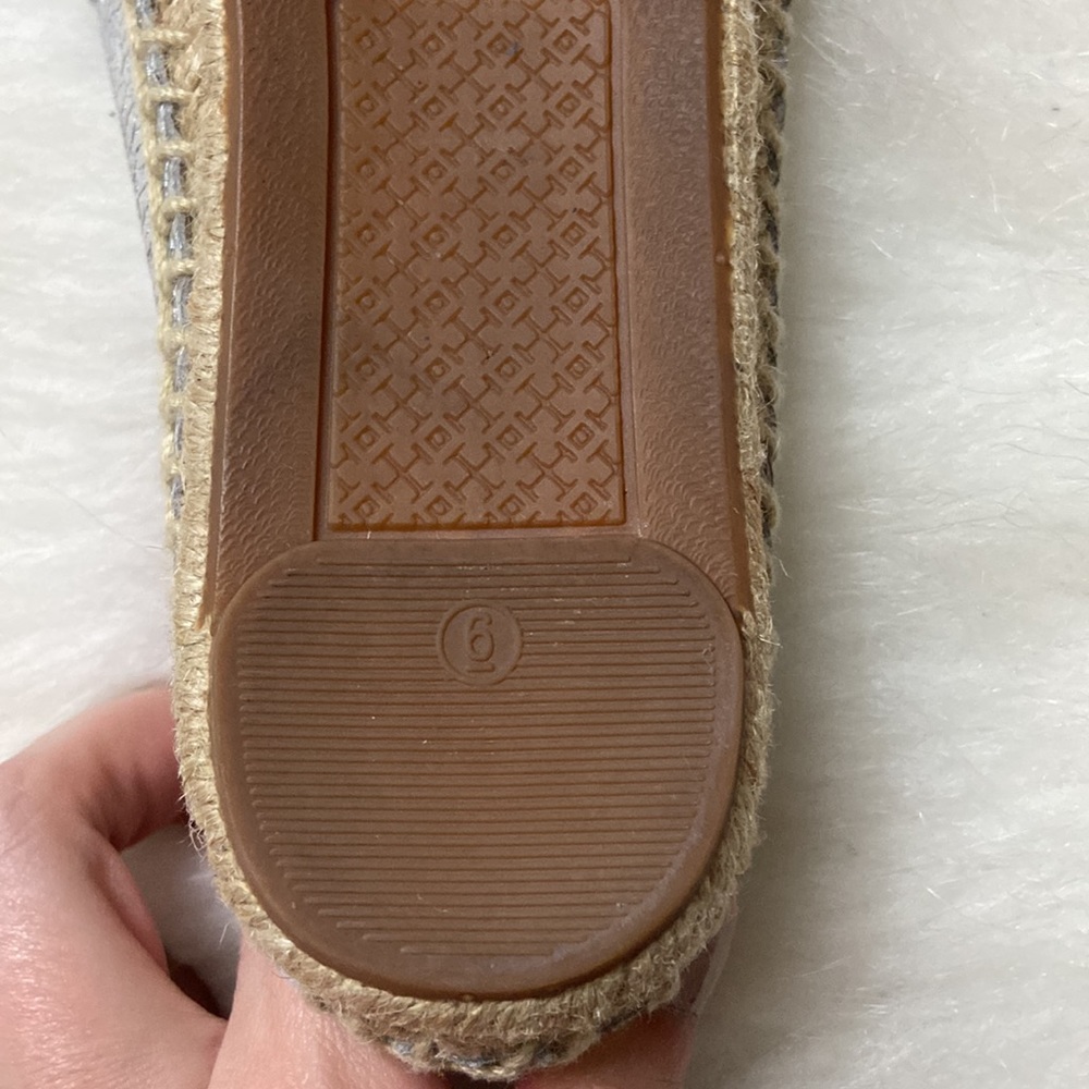 Tory Burch Metallic Colorblock Espadrilles, Size 6 - Picture 15 of 16